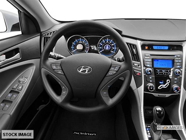 Hyundai Sonata 2013 photo 3