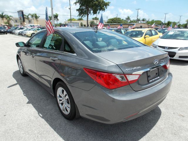 Hyundai Sonata 2013 photo 14