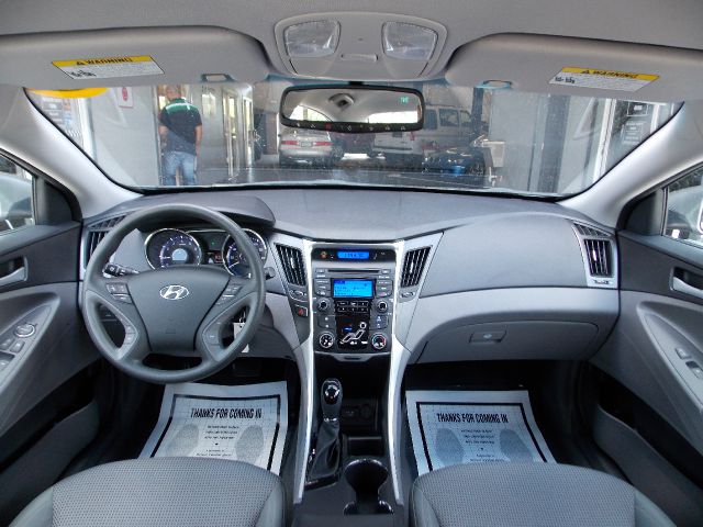 Hyundai Sonata 2013 photo 77