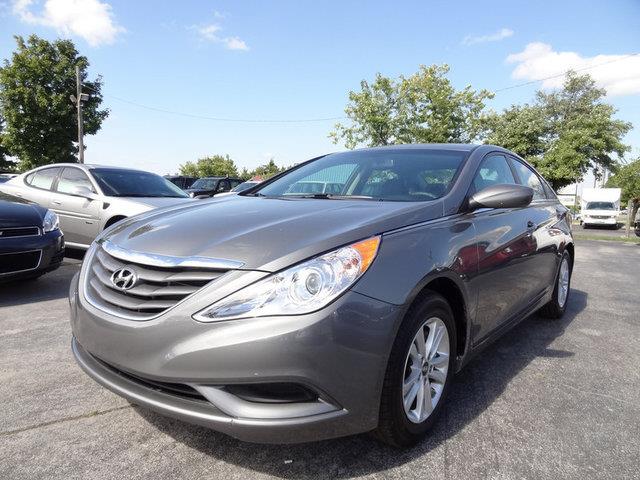 Hyundai Sonata 2013 photo 1