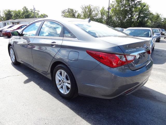 Hyundai Sonata 2013 photo 4