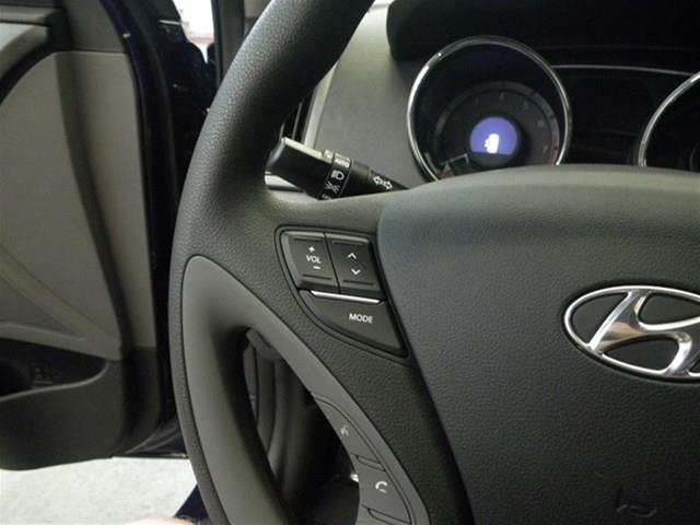 Hyundai Sonata 2013 photo 21
