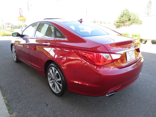 Hyundai Sonata 2013 photo 4