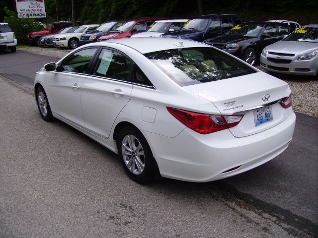 Hyundai Sonata 2013 photo 4