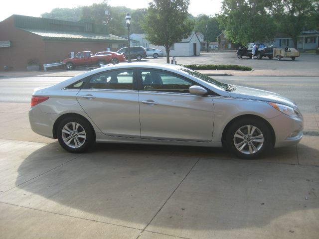 Hyundai Sonata 2013 photo 16