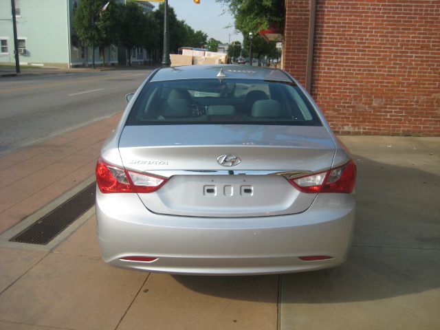 Hyundai Sonata 2013 photo 17