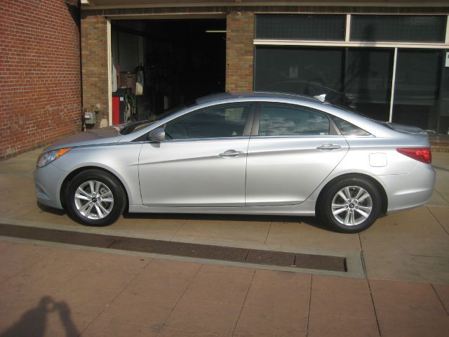 Hyundai Sonata 2013 photo 24