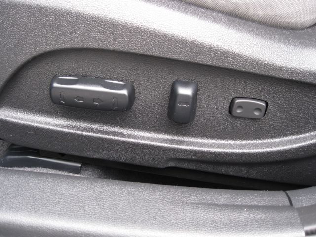 Hyundai Sonata 2013 photo 1