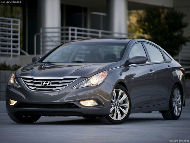 Hyundai Sonata 2013 photo 3