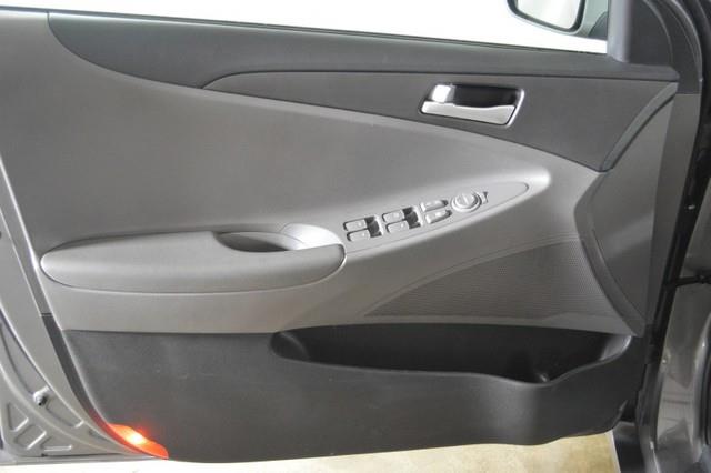 Hyundai Sonata 2013 photo 3