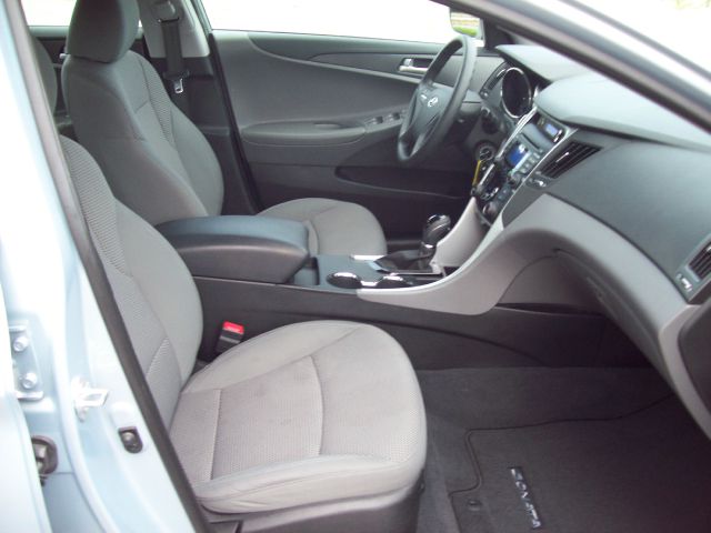 Hyundai Sonata 2013 photo 10