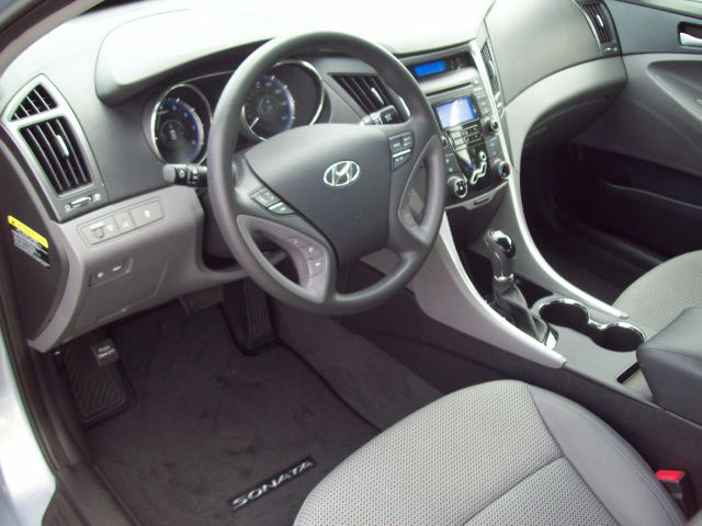 Hyundai Sonata 2013 photo 15