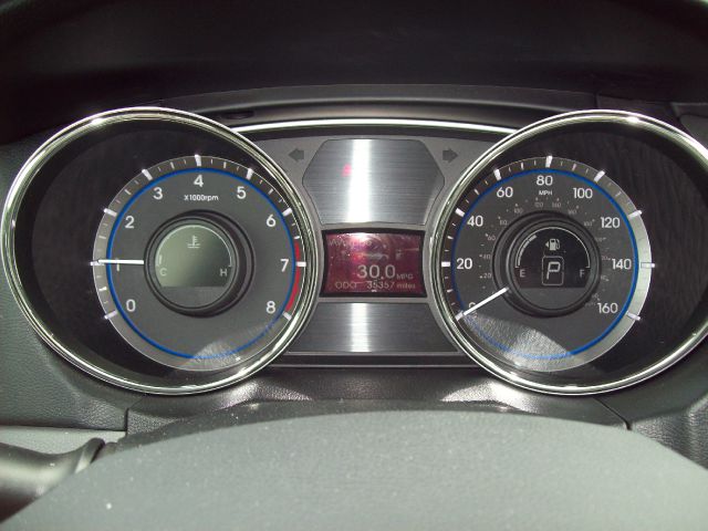 Hyundai Sonata 2013 photo 24