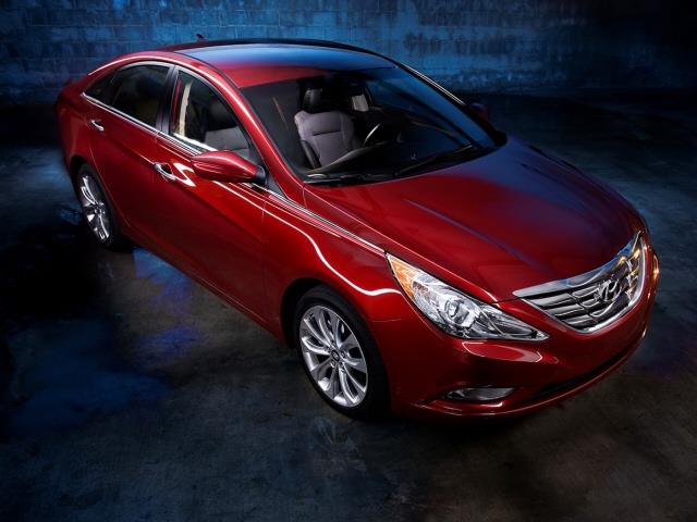 Hyundai Sonata Commemorative Edition Sedan