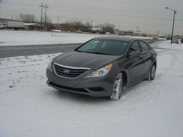 Hyundai Sonata 2013 photo 3