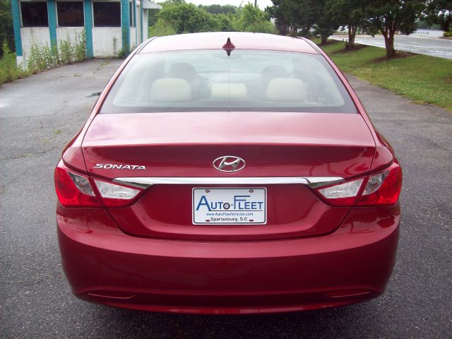 Hyundai Sonata 2013 photo 17