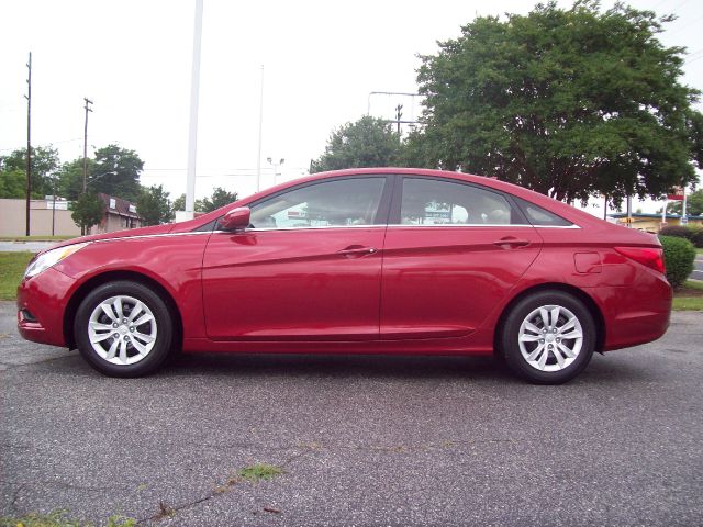 Hyundai Sonata 2013 photo 19