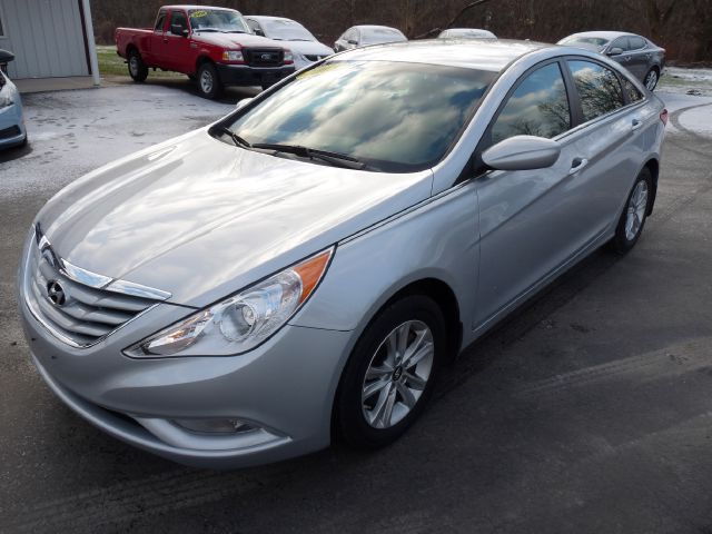 Hyundai Sonata 2013 photo 1