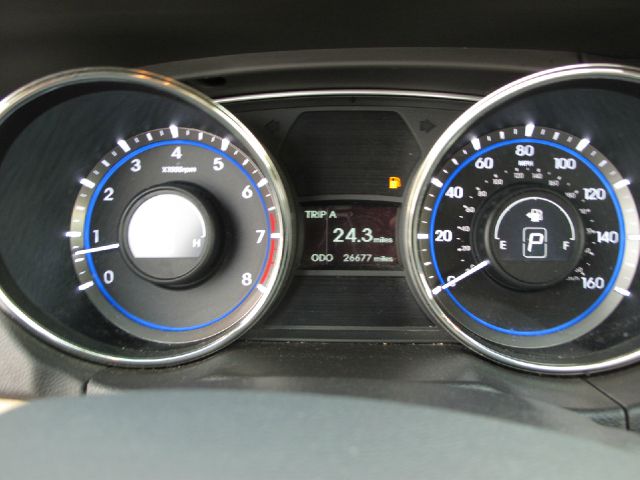 Hyundai Sonata 2013 photo 3