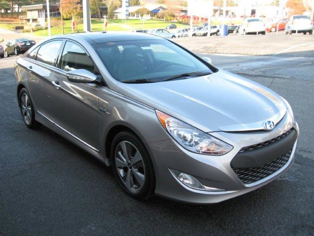 Hyundai Sonata Hybrid 2011 photo 3