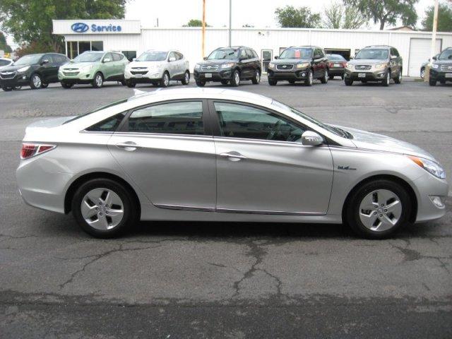 Hyundai Sonata Hybrid 2011 photo 4