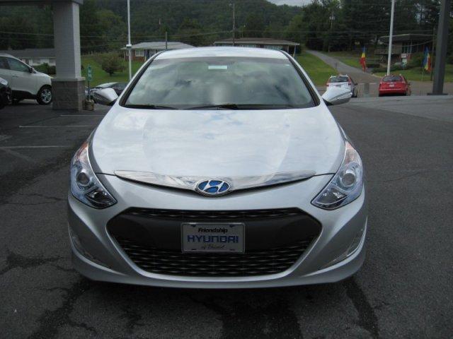 Hyundai Sonata Hybrid 2011 photo 2