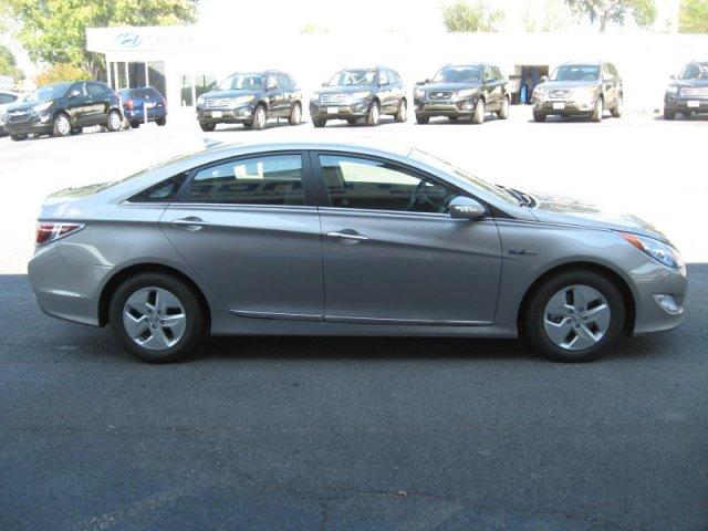 Hyundai Sonata Hybrid 2011 photo 4