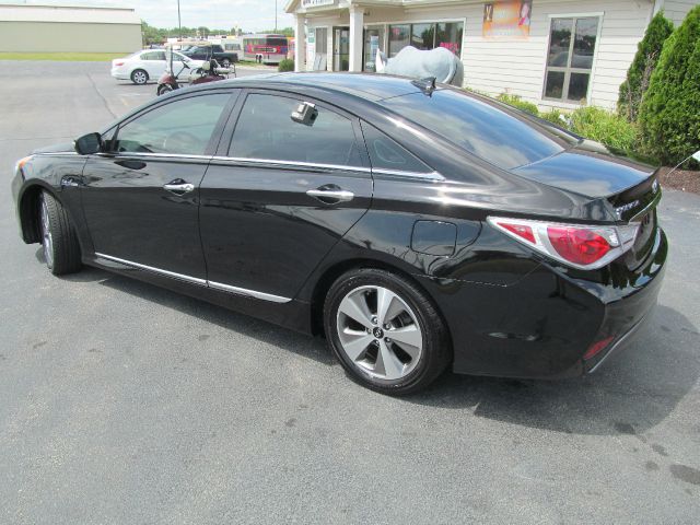 Hyundai Sonata Hybrid 2012 photo 2