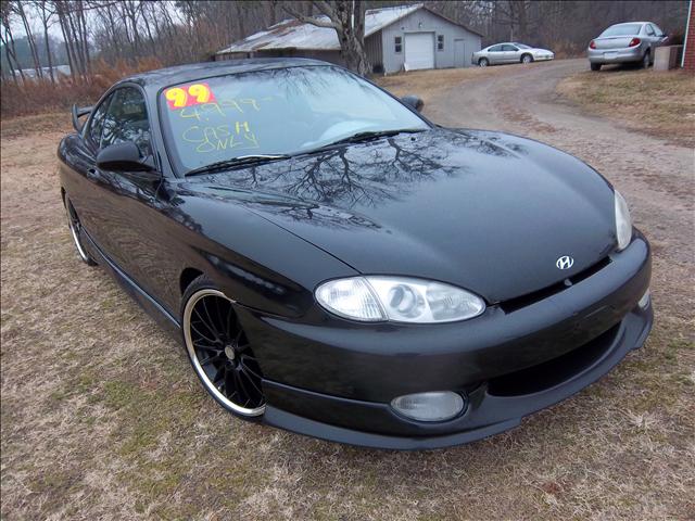 Hyundai Tiburon 1999 photo 3