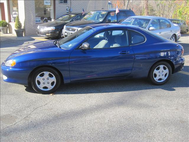 Hyundai Tiburon 1999 photo 2