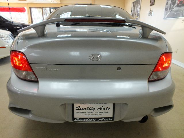 Hyundai Tiburon 2001 photo 4