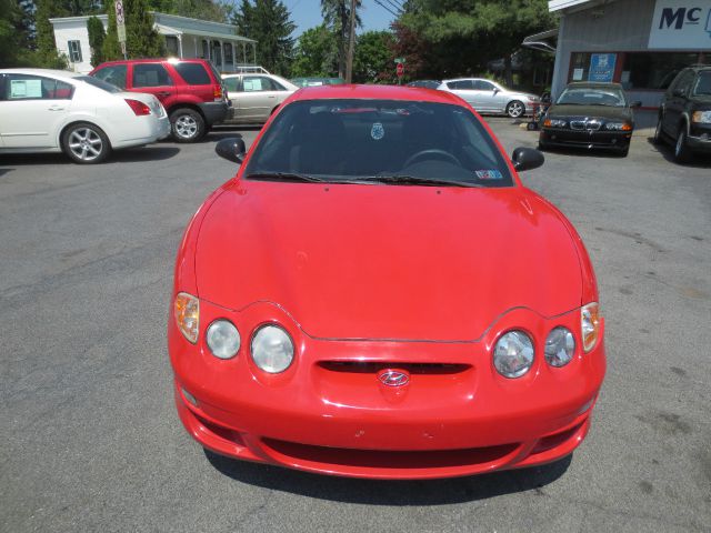 Hyundai Tiburon 2001 photo 8