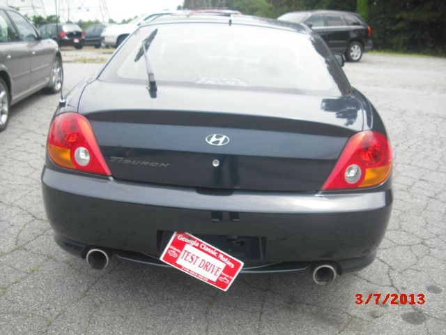 Hyundai Tiburon 2003 photo 1