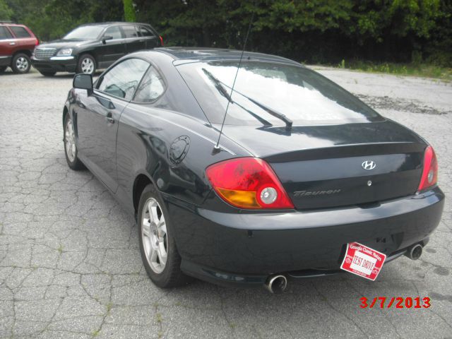 Hyundai Tiburon 2003 photo 8