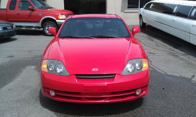 Hyundai Tiburon 2003 photo 9