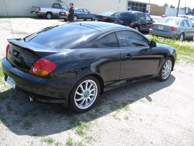 Hyundai Tiburon 2003 photo 5