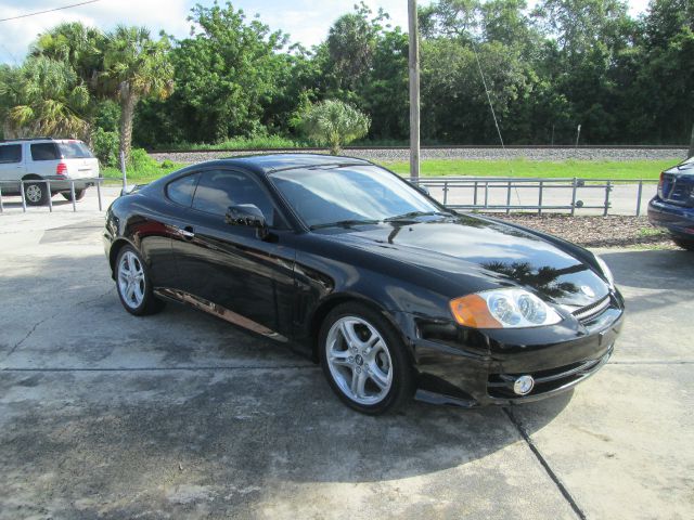 Hyundai Tiburon 2003 photo 3