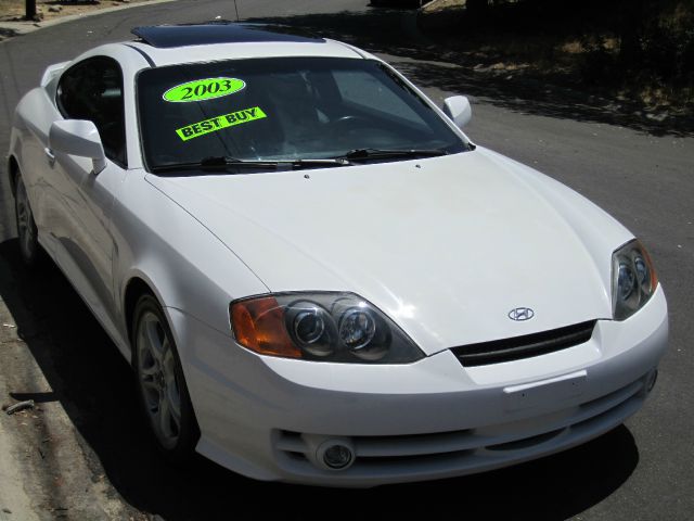 Hyundai Tiburon 2003 photo 1