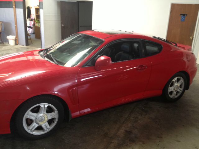 Hyundai Tiburon 2003 photo 1