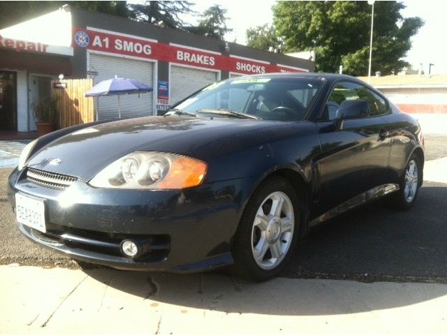 Hyundai Tiburon 2003 photo 3