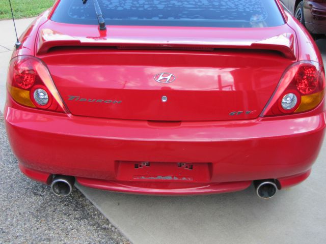 Hyundai Tiburon 2003 photo 3