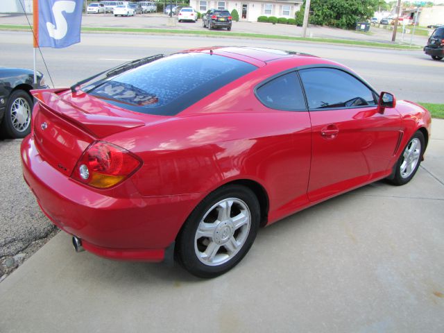 Hyundai Tiburon 2003 photo 4