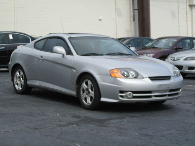 Hyundai Tiburon 2003 photo 1