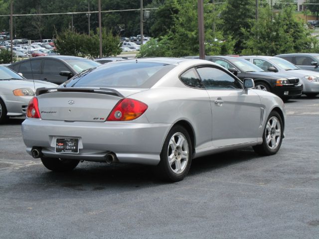 Hyundai Tiburon 2003 photo 4