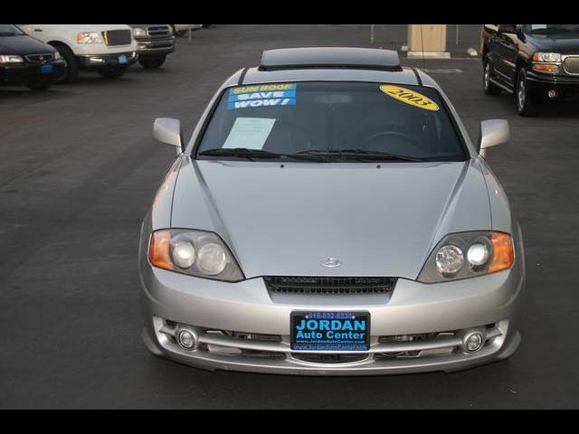 Hyundai Tiburon 2003 photo 2