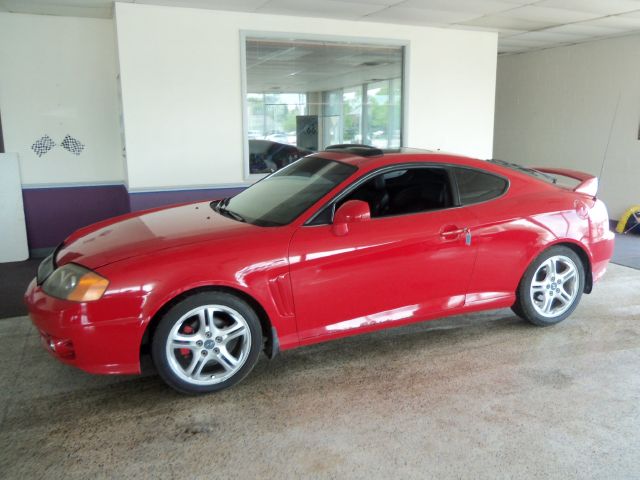 Hyundai Tiburon 2003 photo 3