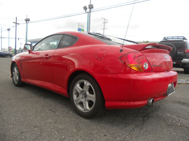 Hyundai Tiburon 2003 photo 11