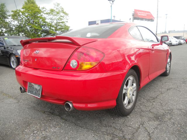 Hyundai Tiburon 2003 photo 14