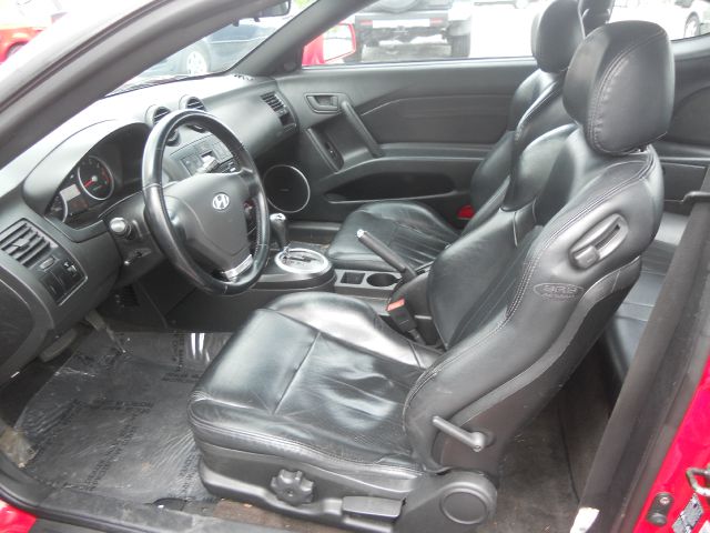 Hyundai Tiburon 2003 photo 23