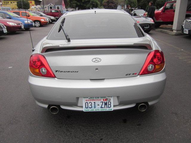 Hyundai Tiburon 2003 photo 3